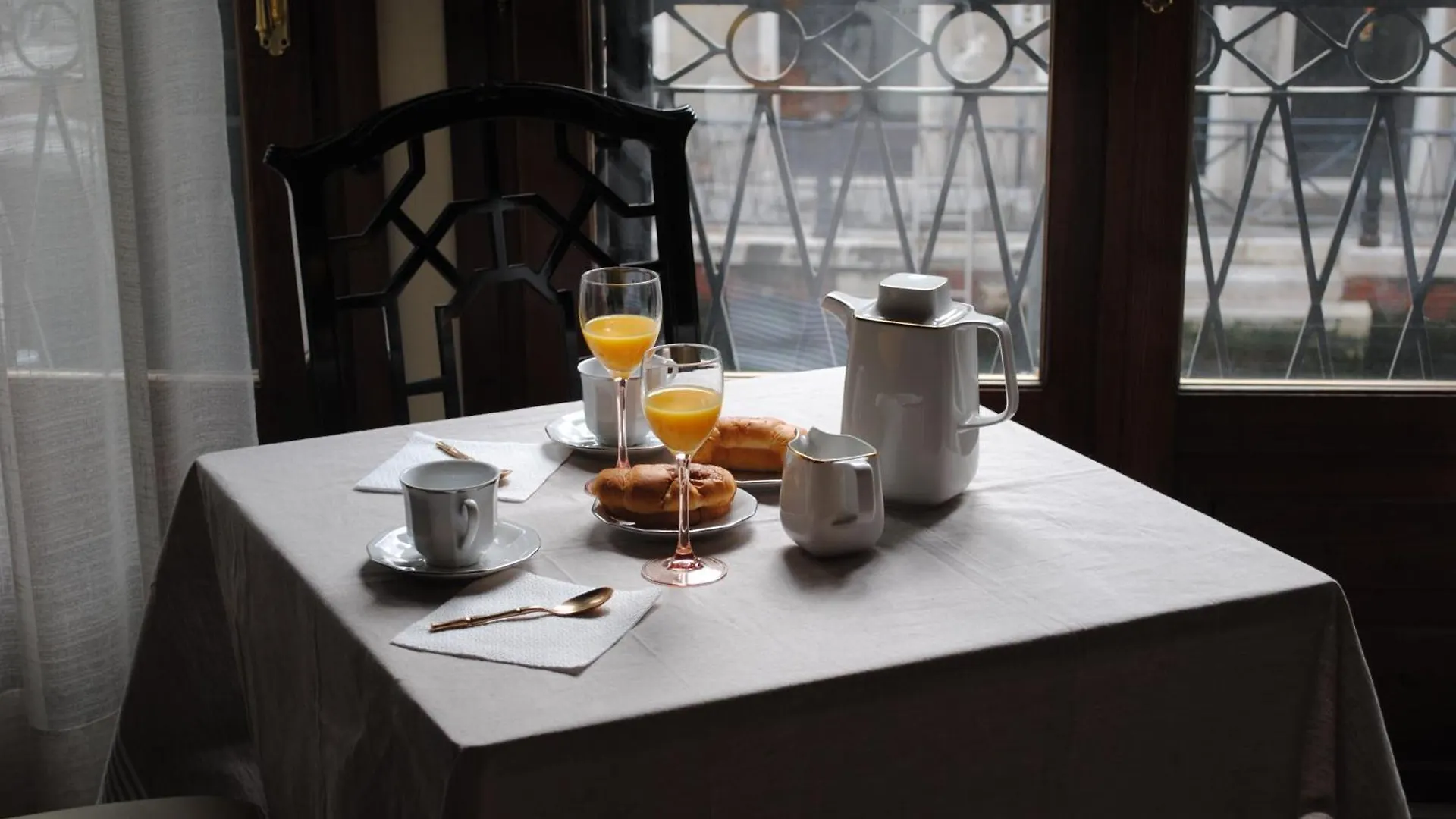 B&B Luxury San Firmino Canal View Venecia 2*,  Italia