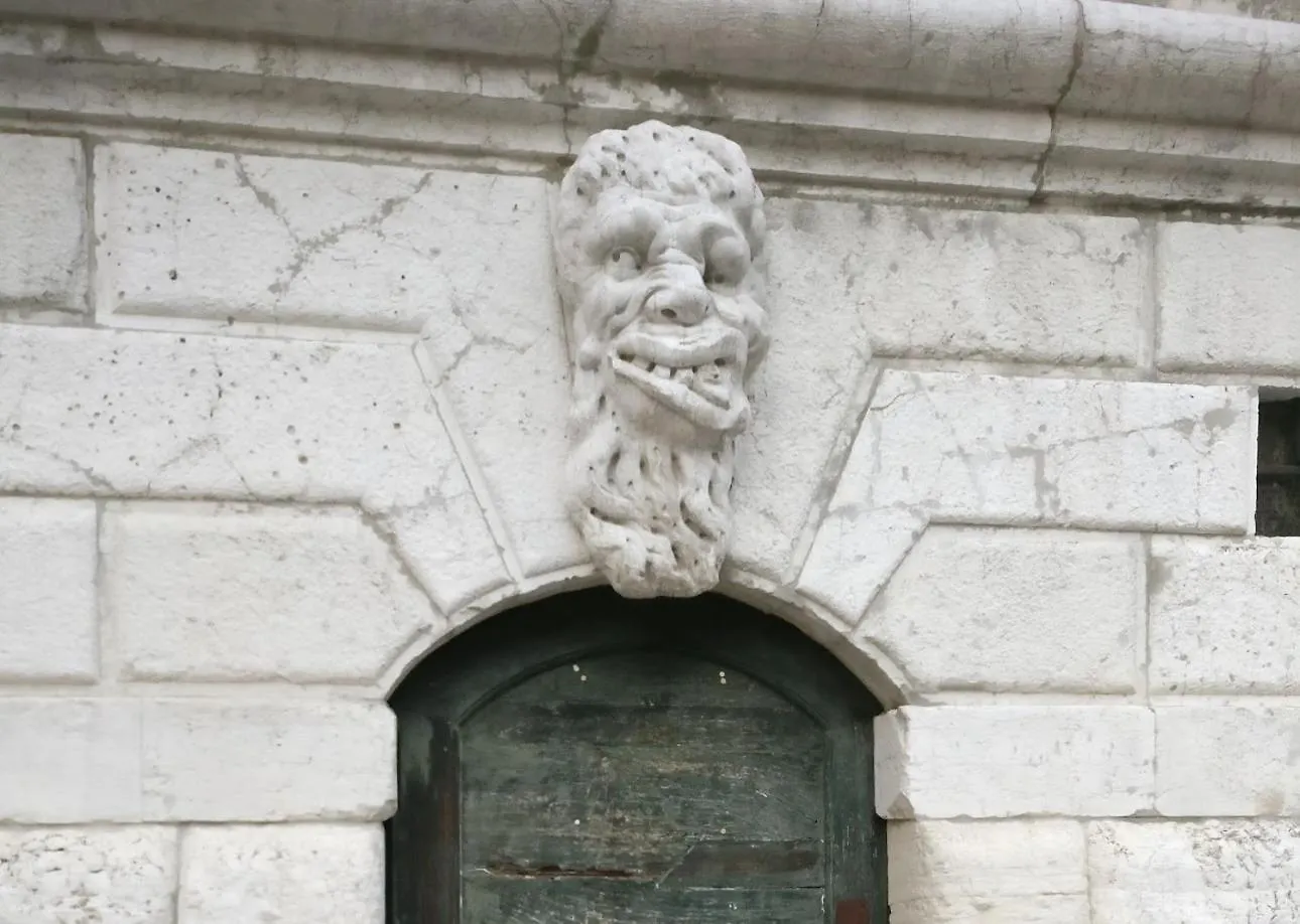 B&B Luxury San Firmino Canal View Venice Bed & Breakfast