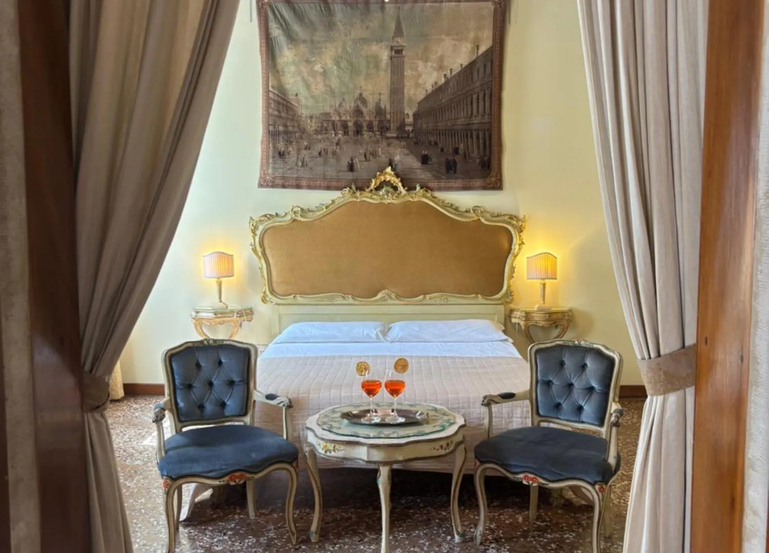 B&B Luxury San Firmino Canal View Venice 2*,