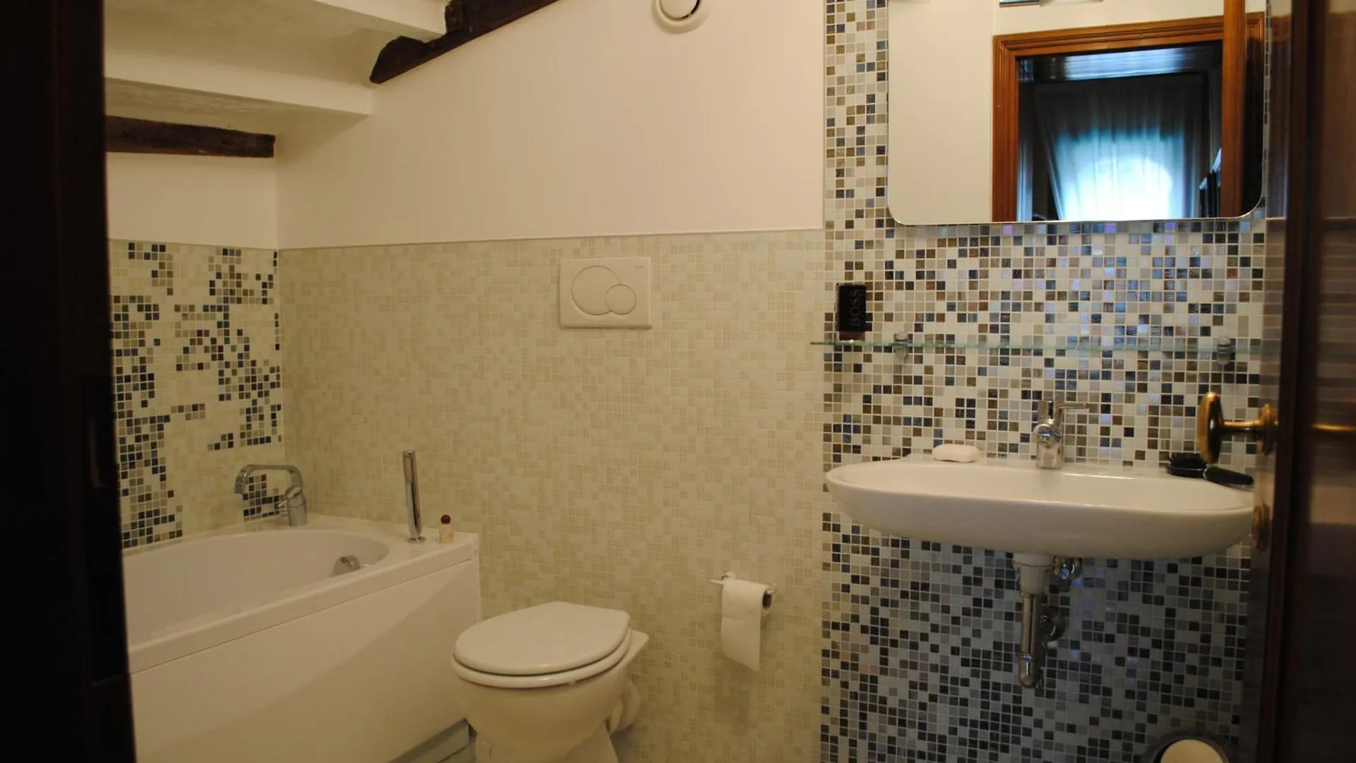 B&B San Firmino Canal View Venice 2*,