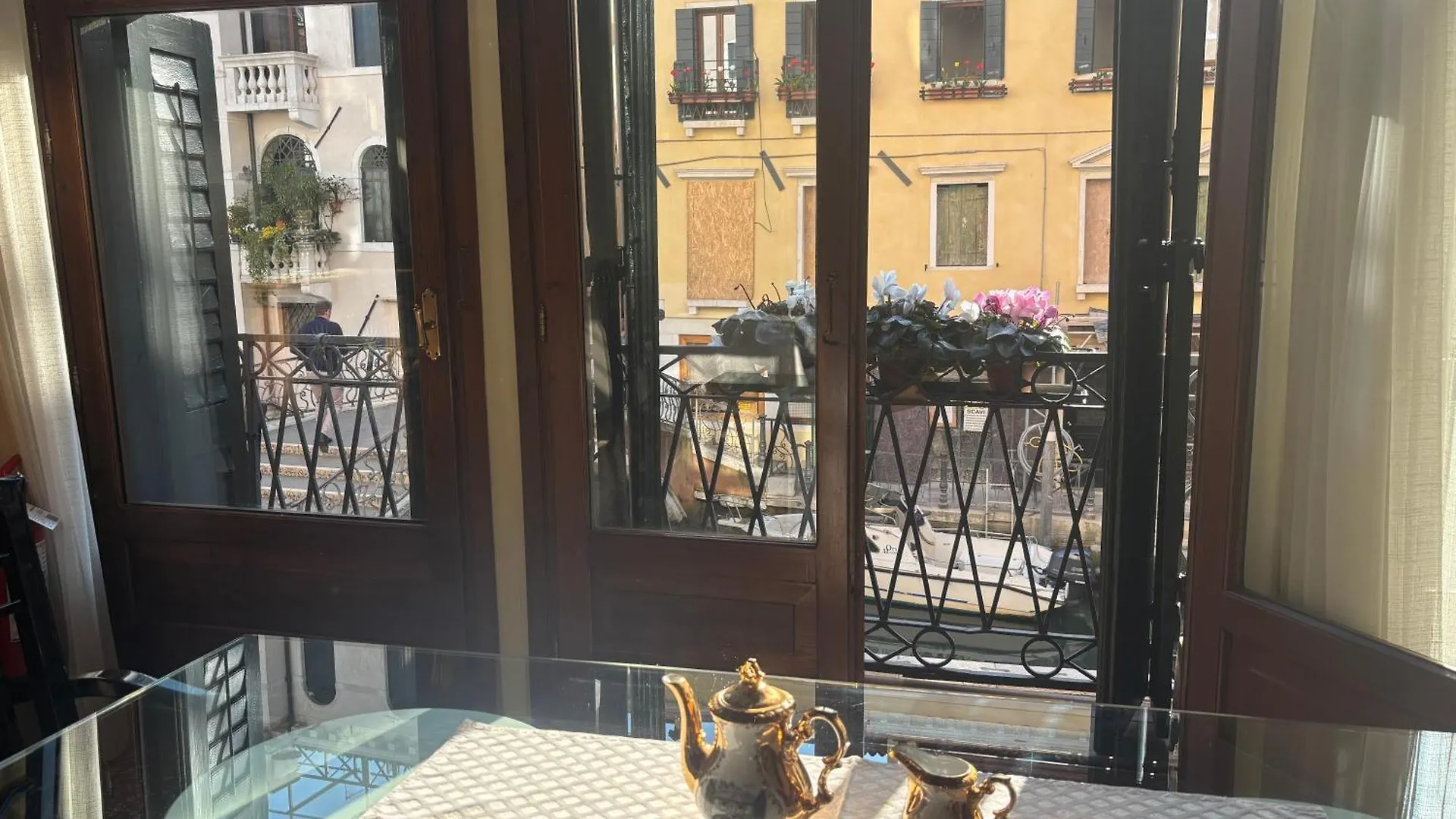 B&B San Firmino Canal View Venice Bed & Breakfast
