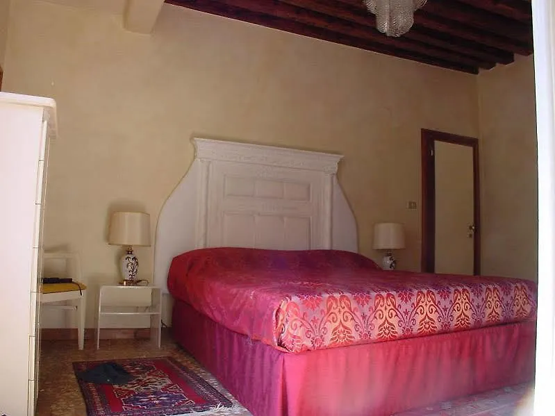 ** Bed & Breakfast B&B San Firmino Canal View Venice Italy
